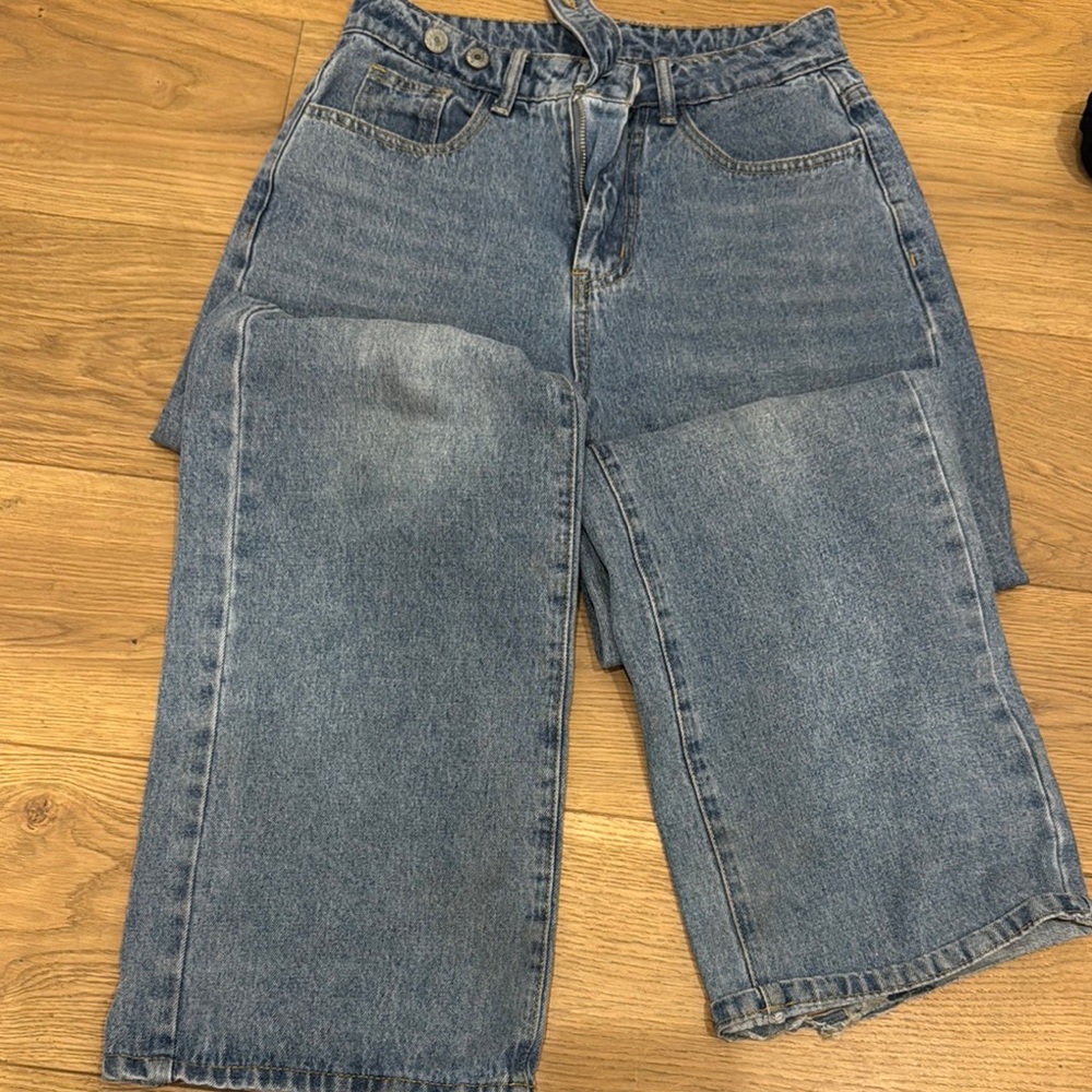 Denim Wide-Leg Jeans